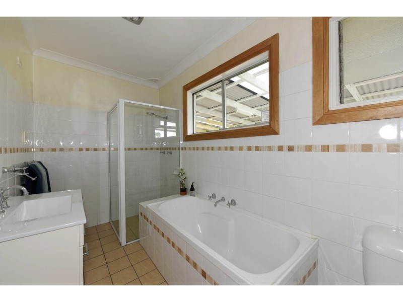 11 Hawken Road, Tomerong NSW 2540