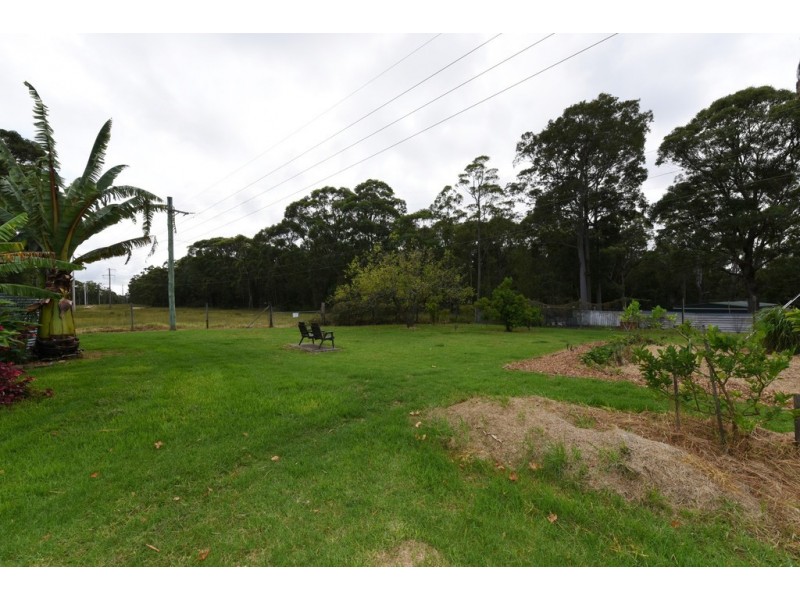11 Hawken Road, Tomerong NSW 2540