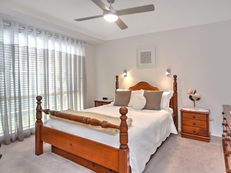 1 Finch Place, Sussex Inlet NSW 2540