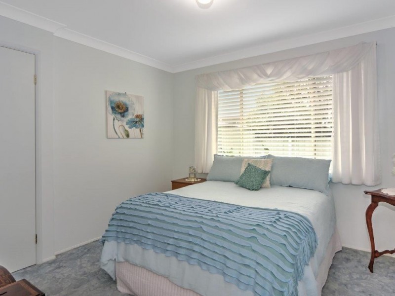1 Finch Place, Sussex Inlet NSW 2540