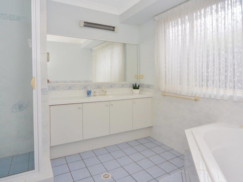 1 Finch Place, Sussex Inlet NSW 2540