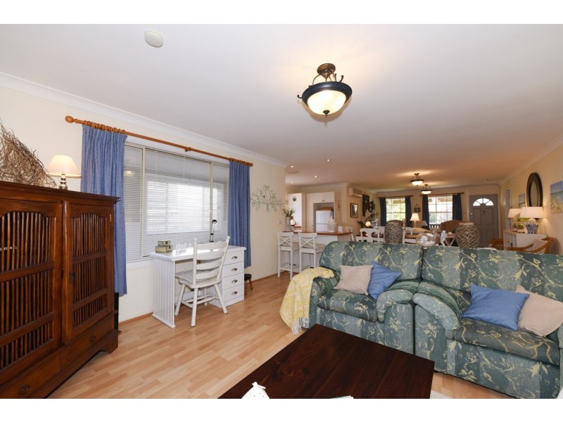 152 Walmer Avenue, Sanctuary Point NSW 2540