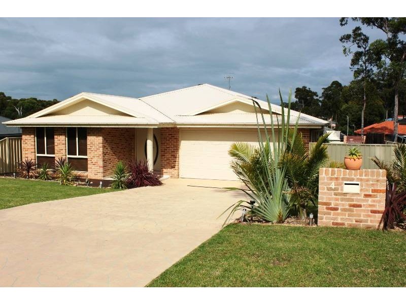 4 Anabel Place, Sanctuary Point NSW 2540