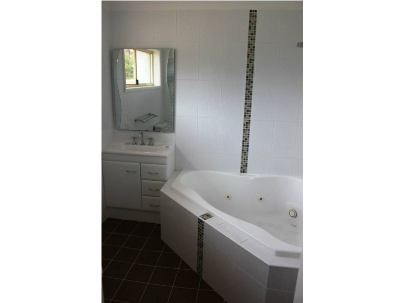 4 Anabel Place, Sanctuary Point NSW 2540