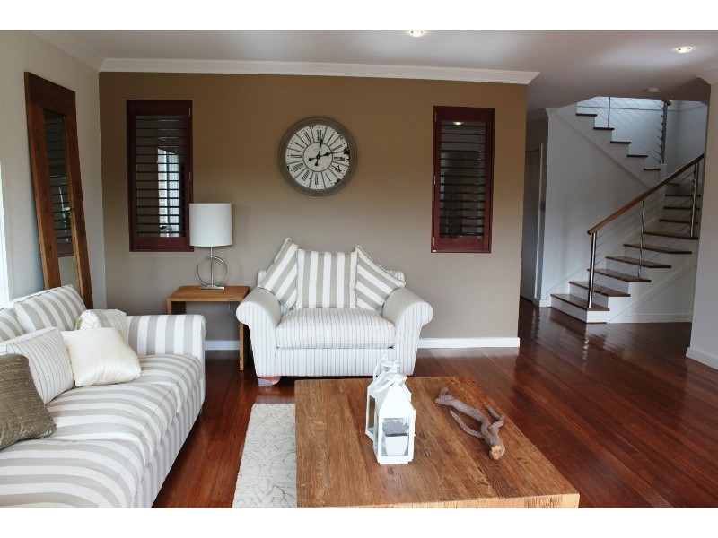 14 Coaster Circuit, Vincentia NSW 2540