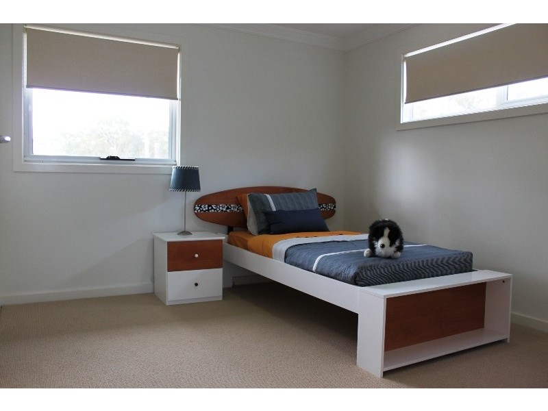 14 Coaster Circuit, Vincentia NSW 2540