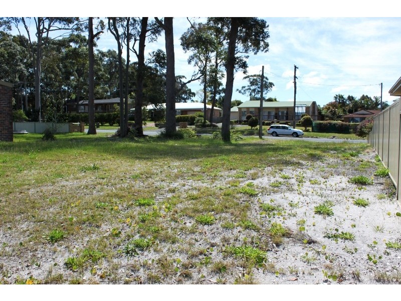 120 Loralyn Avenue, St Georges Basin NSW 2540