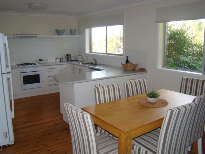 2 Plantation Point Parade, Vincentia NSW 2540