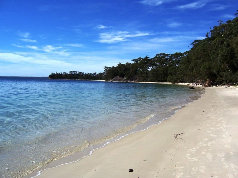 2 Plantation Point Parade, Vincentia NSW 2540