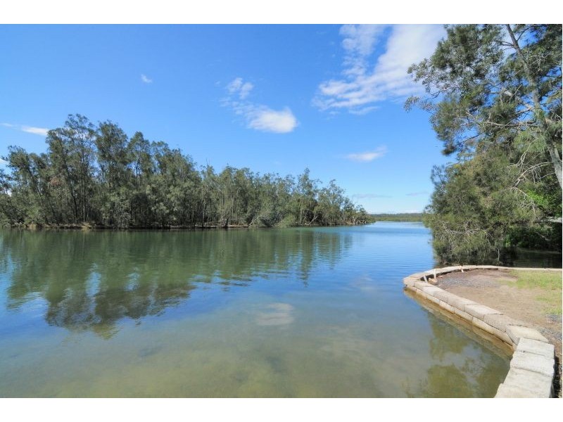 12  Willowford Road, Woollamia NSW 2540