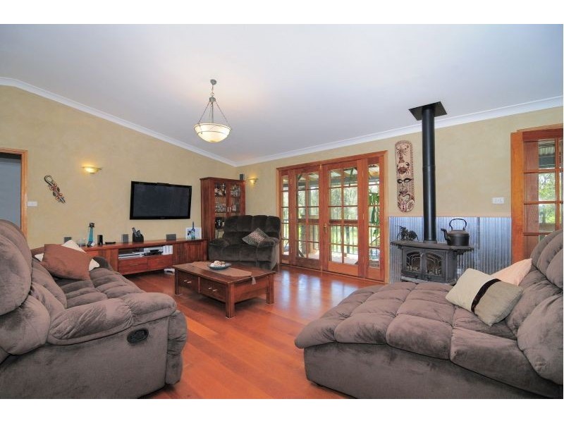 12  Willowford Road, Woollamia NSW 2540