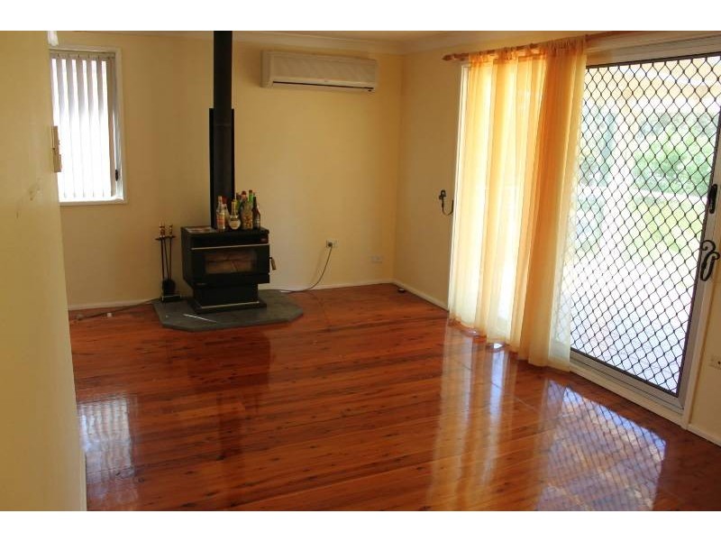 10 Walmer Avenue, Sanctuary Point NSW 2540