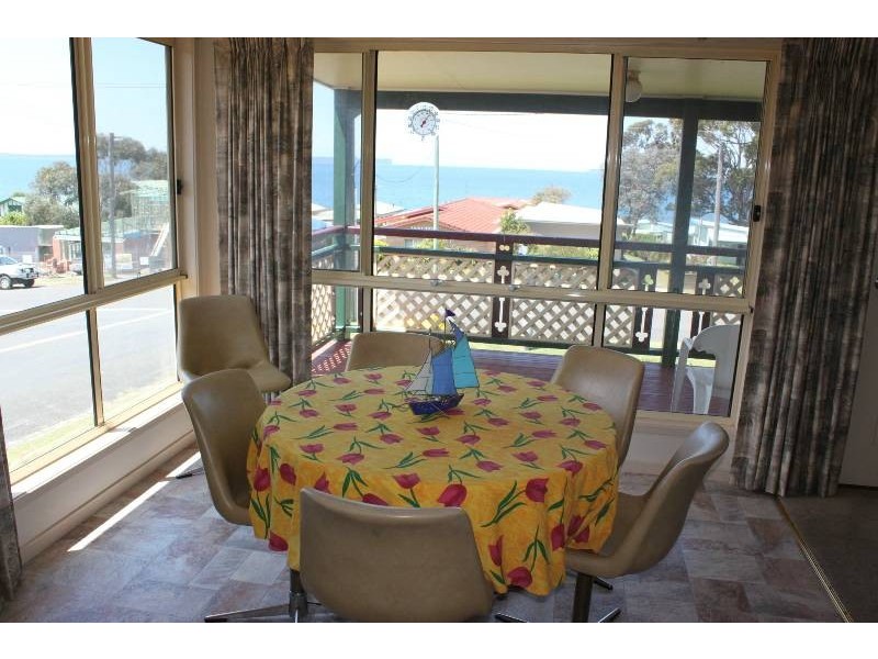 67 Cyrus Street, Hyams Beach NSW 2540