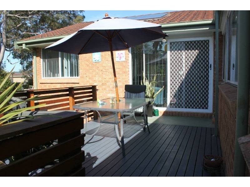 8 Lambs Crescent, Vincentia NSW 2540