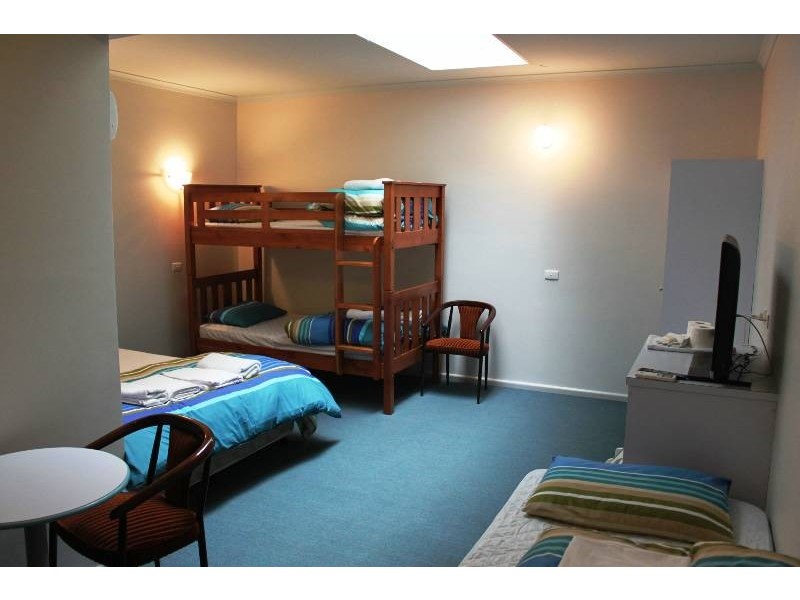 4 Paradise Beach Road, Sanctuary Point NSW 2540