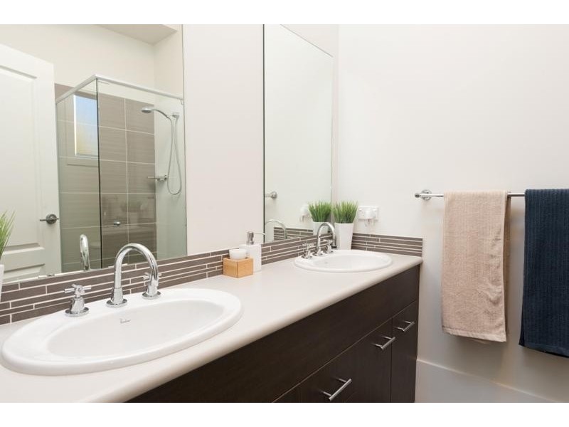 10  Coaster Circuit, Vincentia NSW 2540