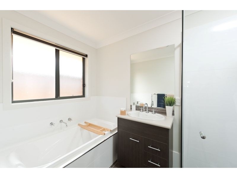 10  Coaster Circuit, Vincentia NSW 2540