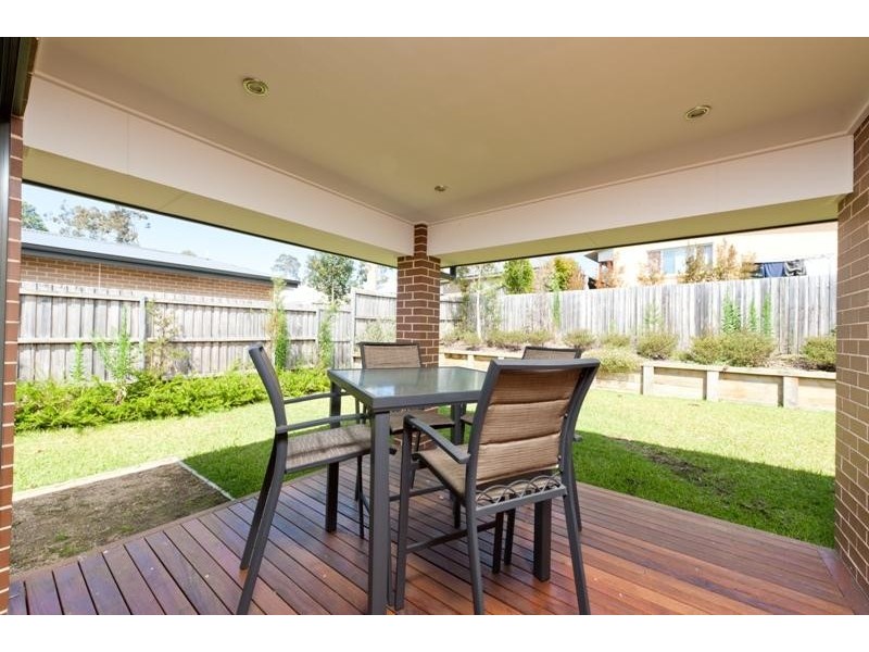 10  Coaster Circuit, Vincentia NSW 2540