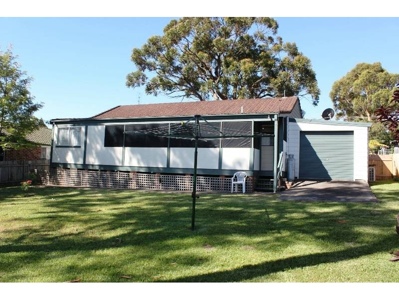 17 Albion Street, Sanctuary Point NSW 2540