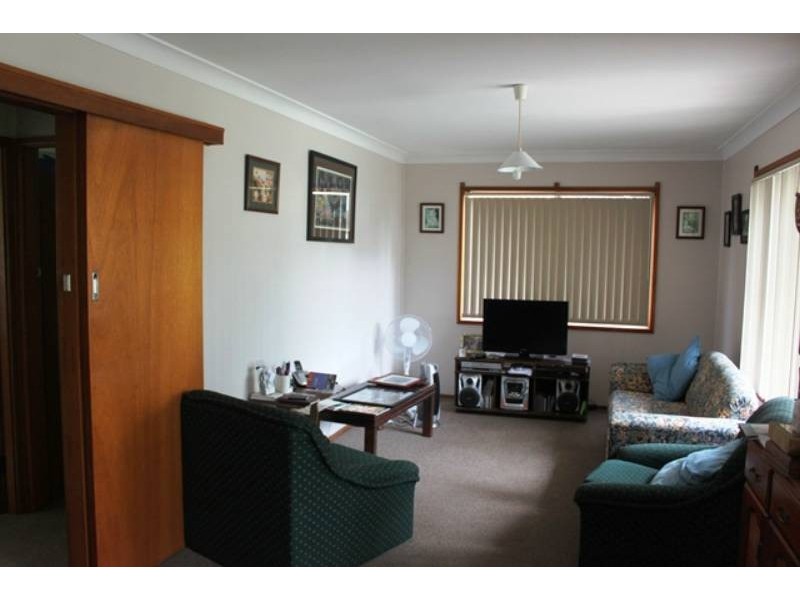 115 Elizabeth Drive, Vincentia NSW 2540