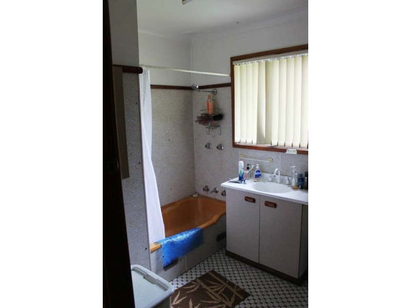 115 Elizabeth Drive, Vincentia NSW 2540