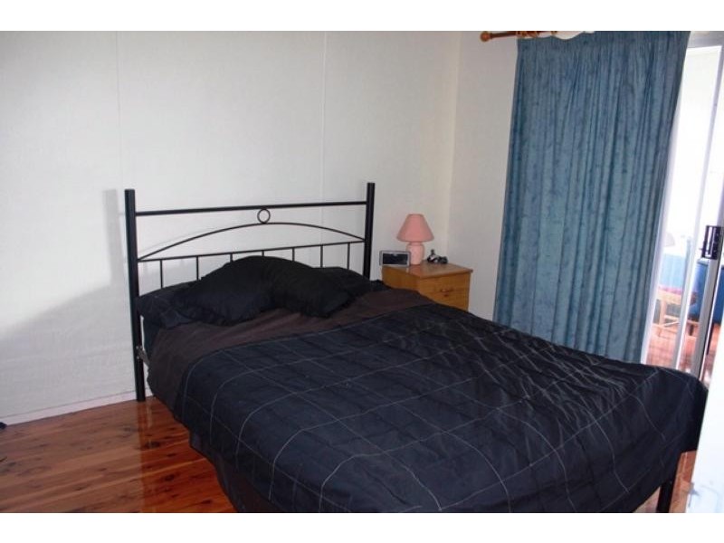 86 Basin View Pde, Basin View NSW 2540