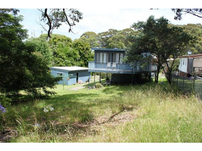 1 Hyam Road, Hyams Beach NSW 2540