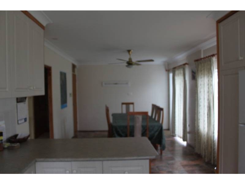 6 Edward Street, Vincentia NSW 2540