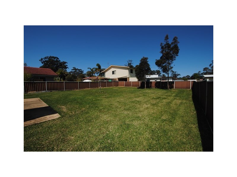 8 Edward Street, Vincentia NSW 2540