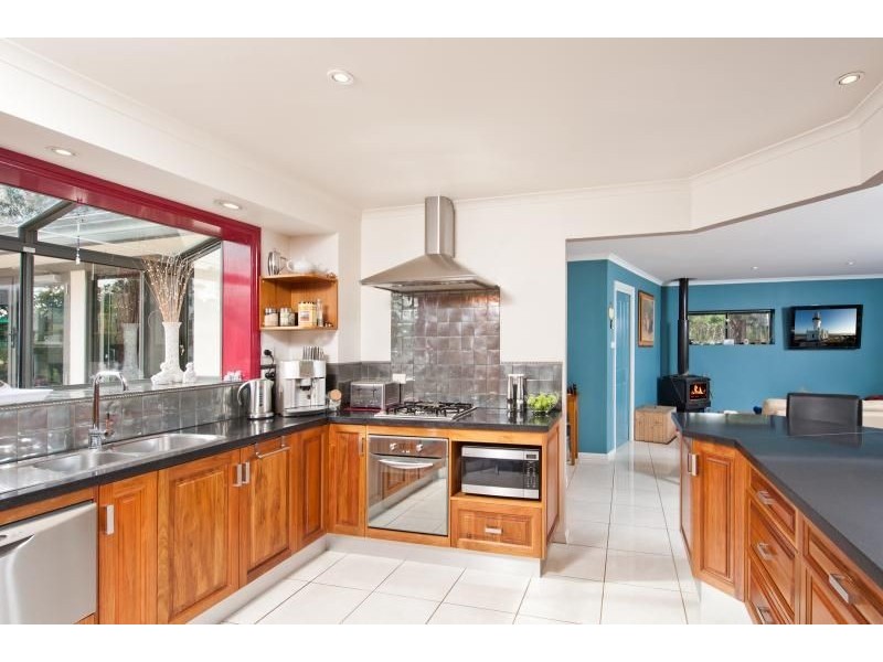 663 Sussex Inlet Rd, Sussex Inlet NSW 2540