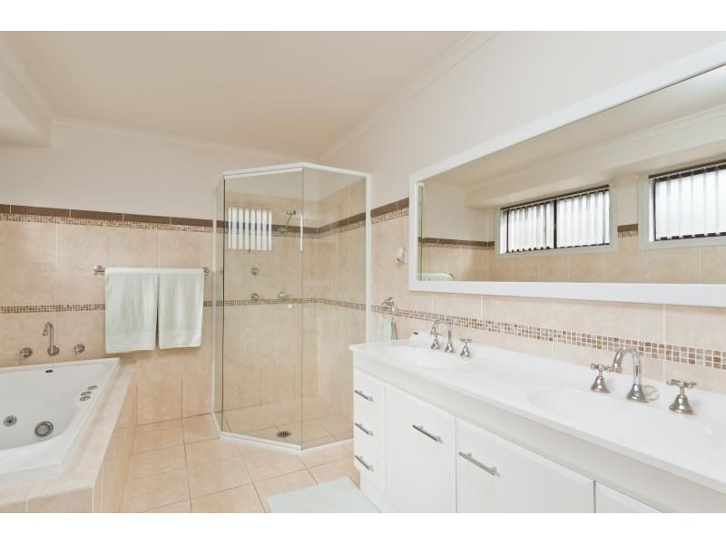 663 Sussex Inlet Rd, Sussex Inlet NSW 2540
