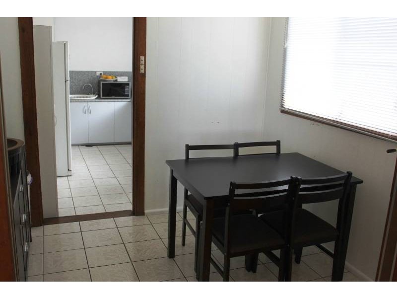 6 ST GEORGES ROAD, St Georges Basin NSW 2540