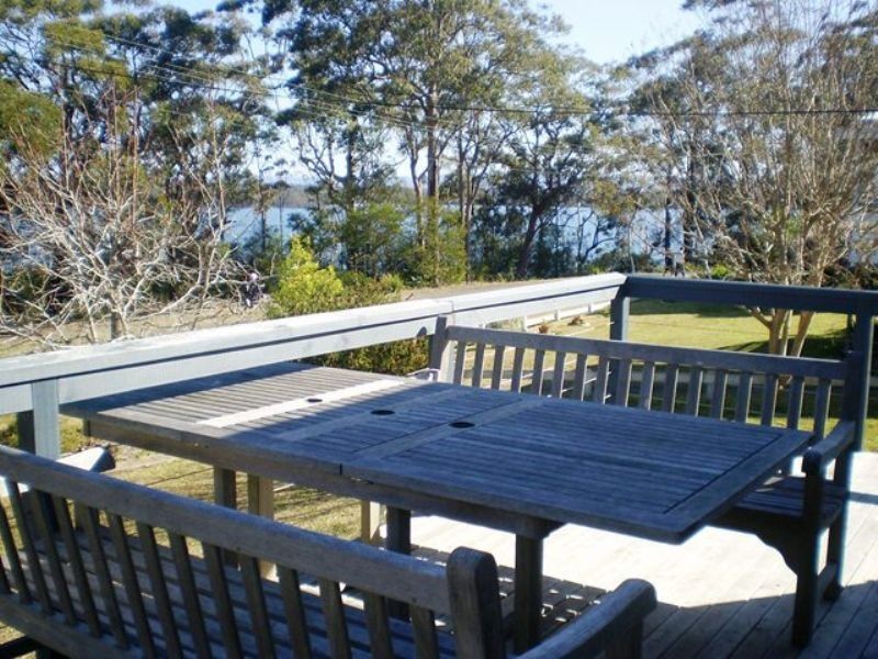 161 Basin View Pde, Basin View NSW 2540
