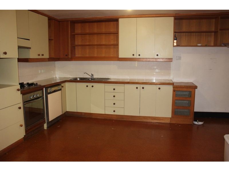 35 Waldegrave Crescent, Vincentia NSW 2540