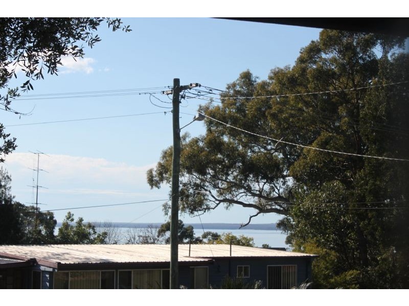 35 Waldegrave Crescent, Vincentia NSW 2540