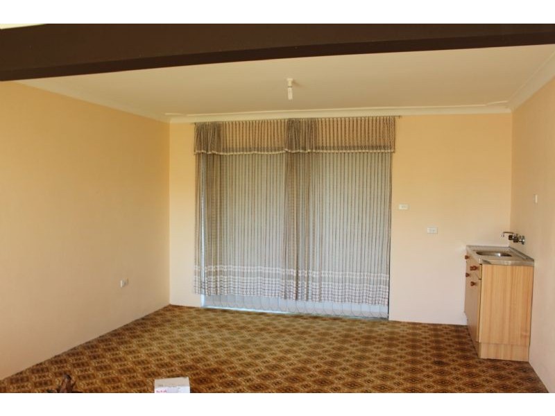 196 ELIZABETH DRIVE, Vincentia NSW 2540