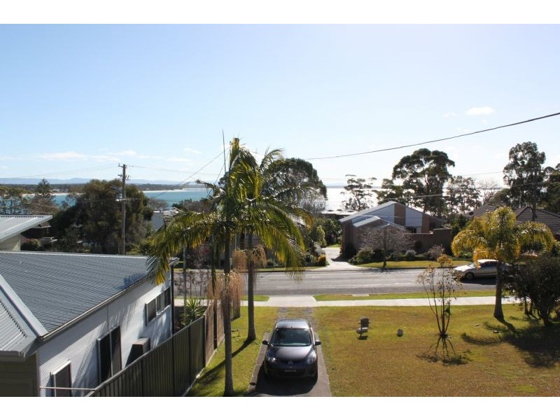 196 ELIZABETH DRIVE, Vincentia NSW 2540