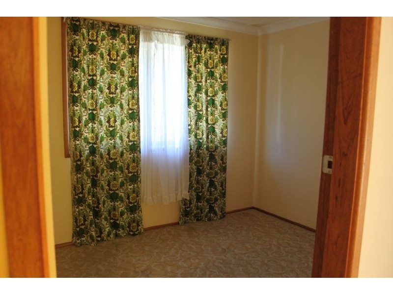 196 ELIZABETH DRIVE, Vincentia NSW 2540