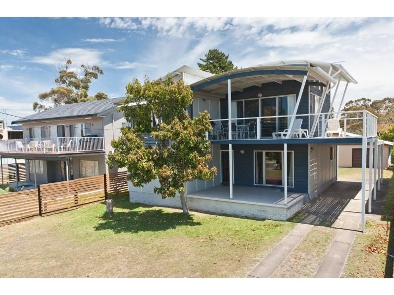 51 Elizabeth Dr, Vincentia NSW 2540