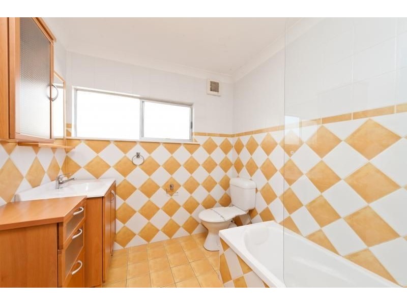 51 Elizabeth Dr, Vincentia NSW 2540