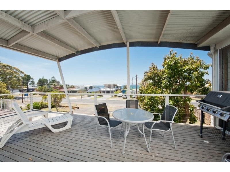 51 Elizabeth Dr, Vincentia NSW 2540