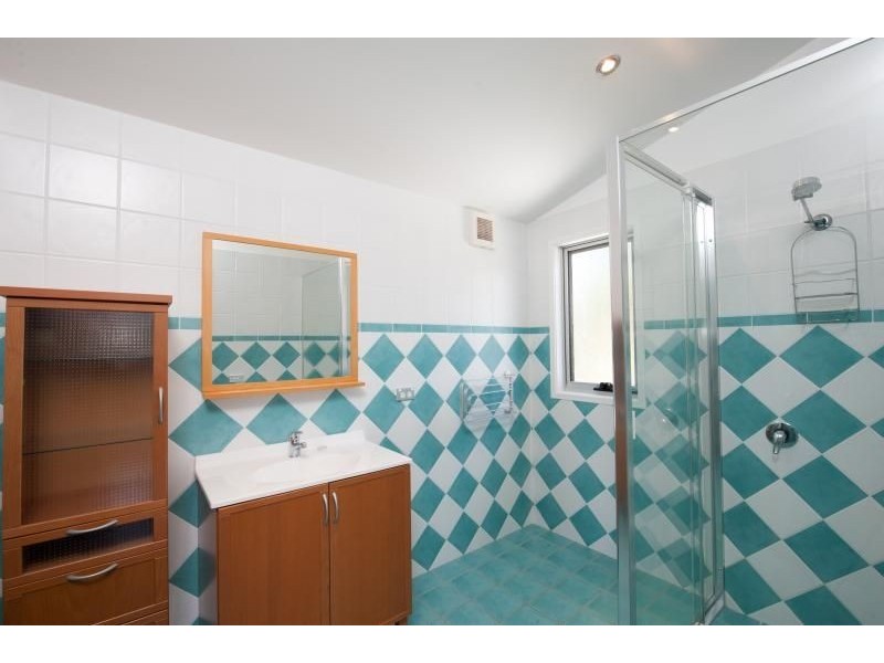 51 Elizabeth Dr, Vincentia NSW 2540