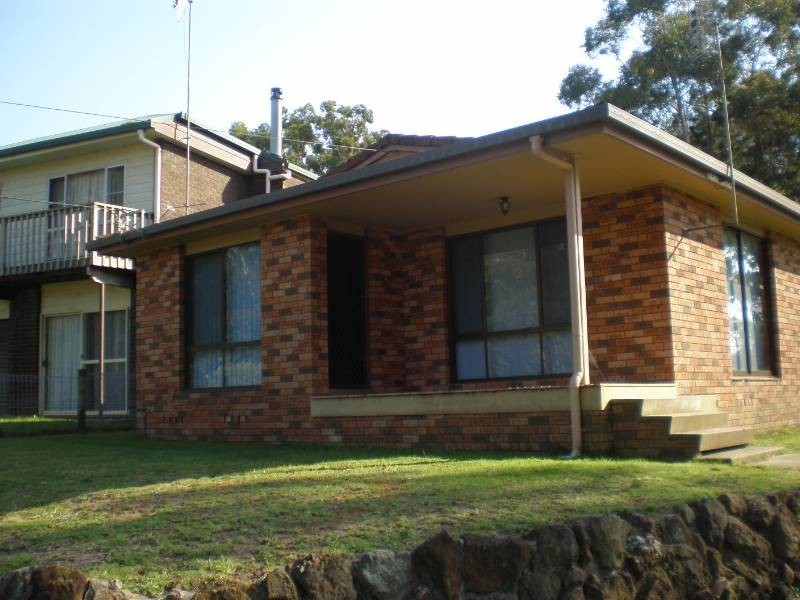 13 Blue Mist Close, Sussex Inlet NSW 2540