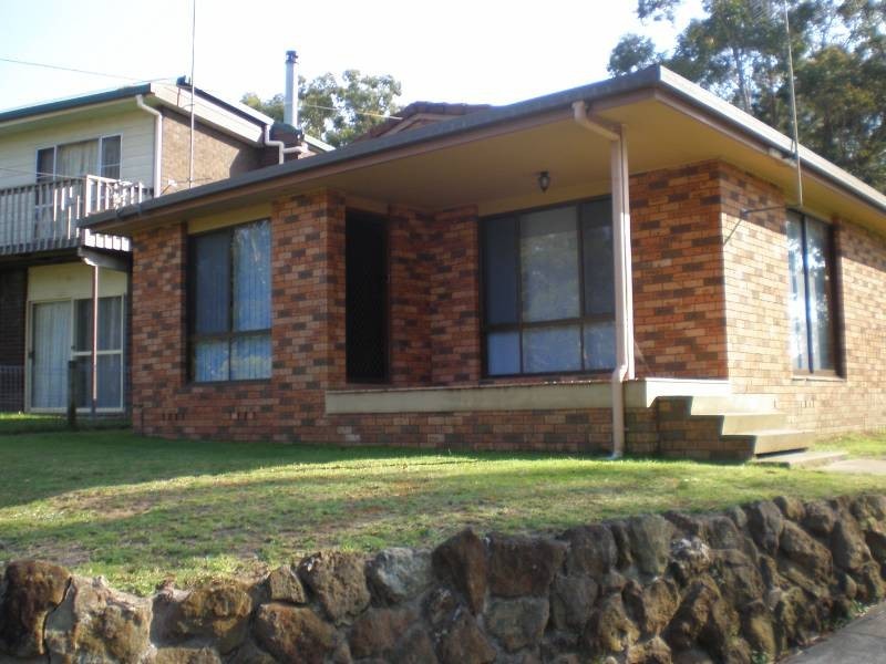 13 Blue Mist Close, Sussex Inlet NSW 2540