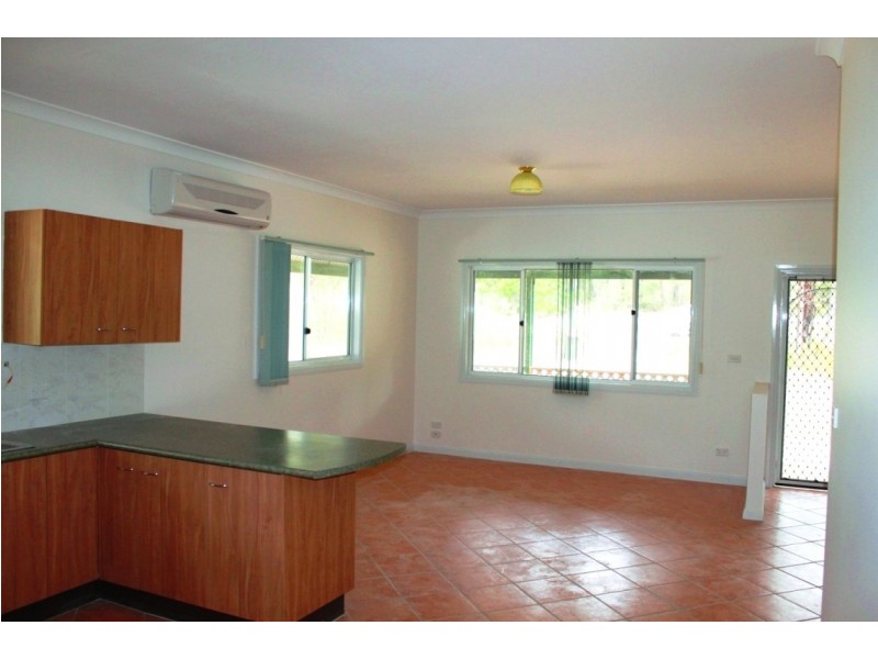 299 Sussex Inlet Road, Sussex Inlet NSW 2540