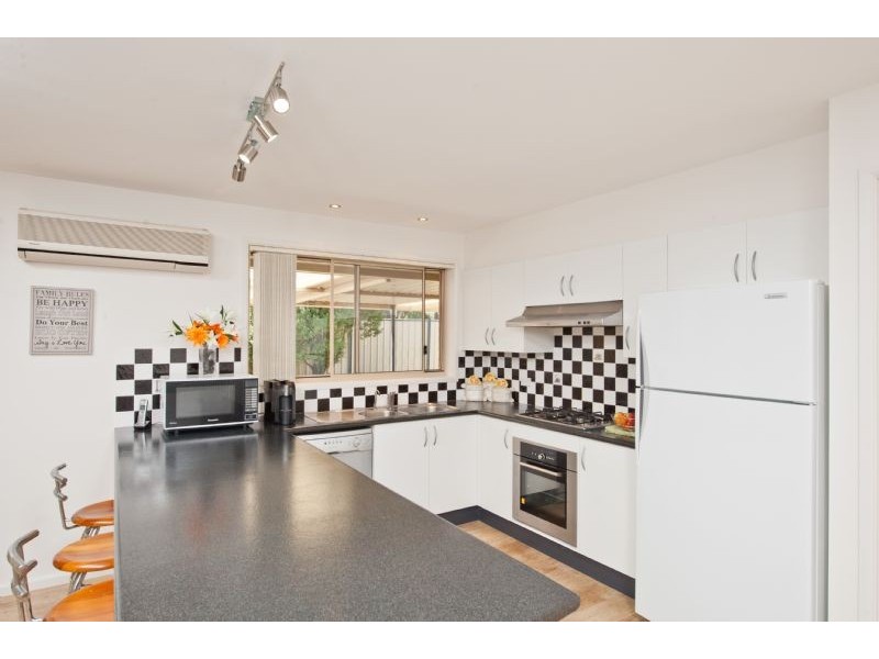 25 Cammaray Drive, St Georges Basin NSW 2540