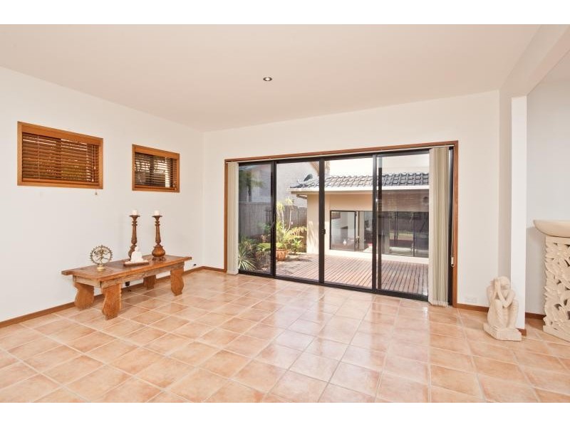 430 Elizabeth Dr, Vincentia NSW 2540