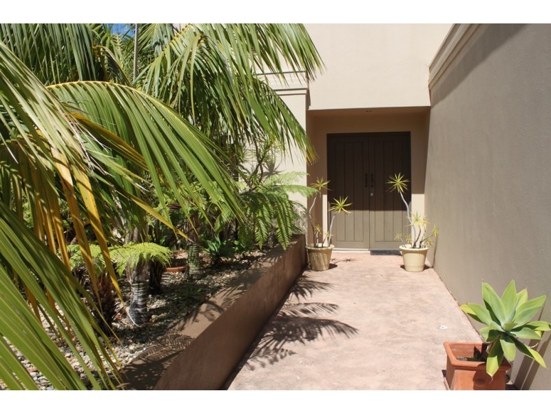 430 Elizabeth Dr, Vincentia NSW 2540