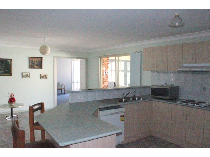 9 Maxwell Crescent, Sanctuary Point NSW 2540