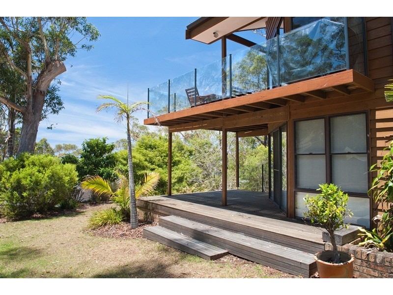 1 Illowra Lane, Hyams Beach NSW 2540